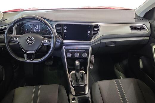 Volkswagen T-Roc vaihtoauto