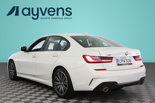 BMW 330 vaihtoauto
