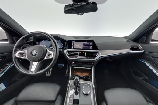 BMW 330 vaihtoauto
