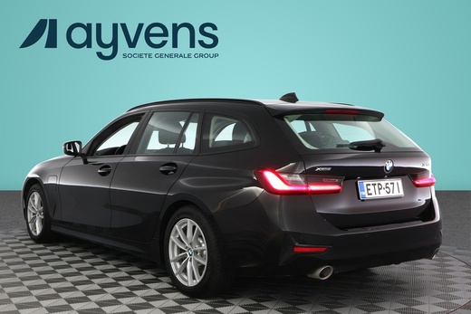 BMW 320 vaihtoauto