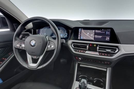 BMW 320 vaihtoauto