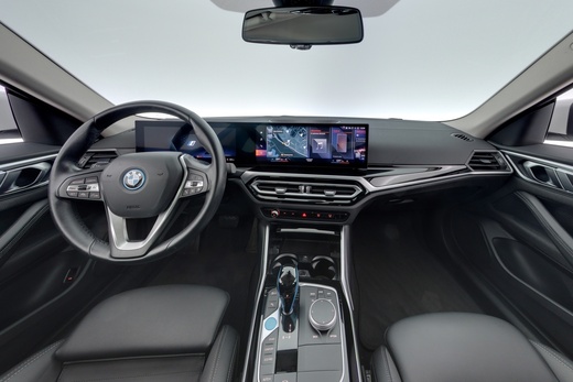 BMW i4 vaihtoauto