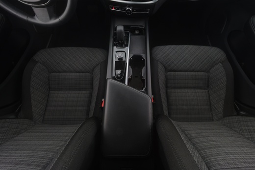 Volvo V60 Cross Country vaihtoauto