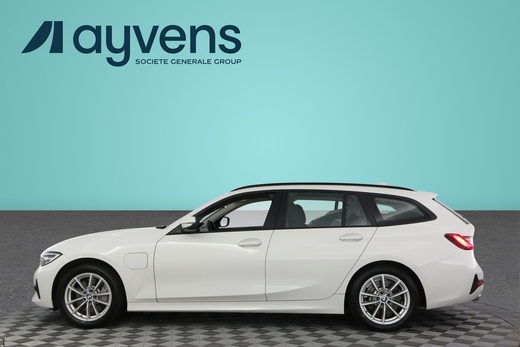 BMW 330 vaihtoauto