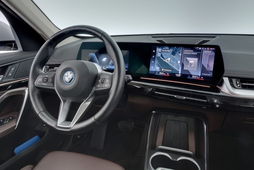 BMW iX1 vaihtoauto