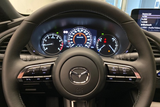 Mazda 3 vaihtoauto