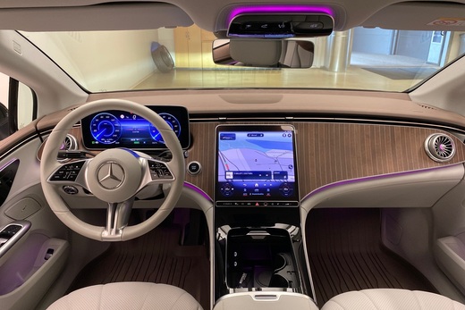 Mercedes-Benz EQE vaihtoauto
