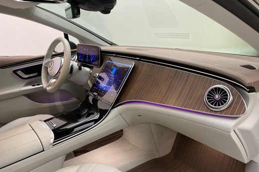 Mercedes-Benz EQE vaihtoauto