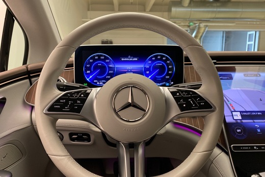 Mercedes-Benz EQE vaihtoauto