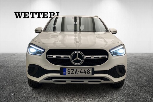 Mercedes-Benz GLA vaihtoauto