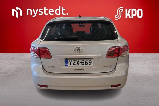 Toyota Avensis vaihtoauto