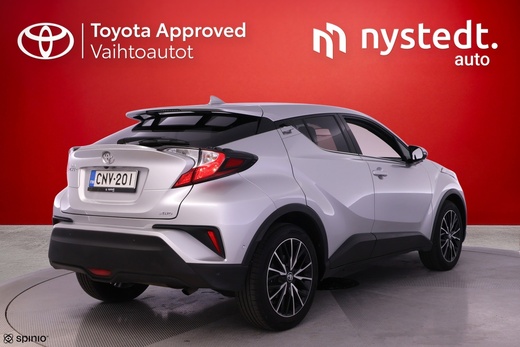 Toyota C-HR vaihtoauto