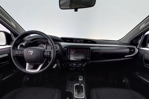Toyota Hilux vaihtoauto