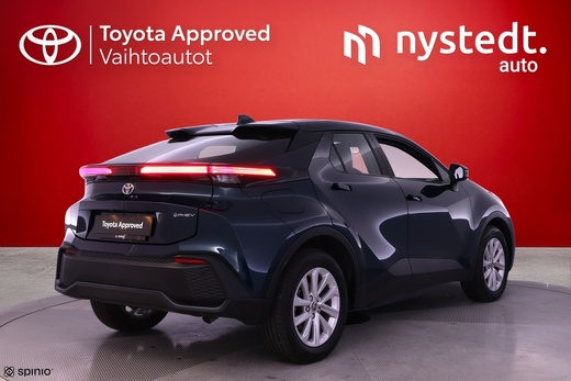 Toyota C-HR vaihtoauto