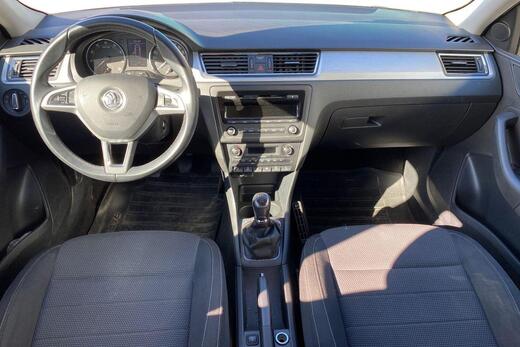 Skoda Rapid vaihtoauto
