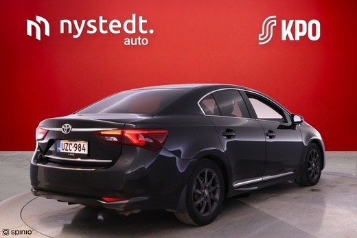 Toyota Avensis vaihtoauto
