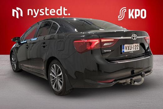 Toyota Avensis vaihtoauto