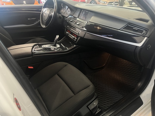 BMW 520 vaihtoauto