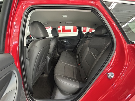 Hyundai i30 Wagon vaihtoauto