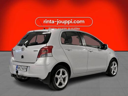 Toyota Yaris vaihtoauto