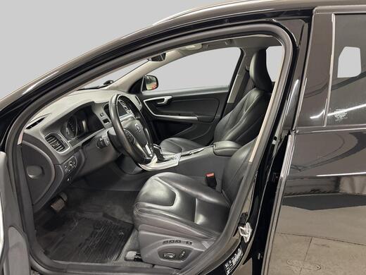 Volvo V60 Cross Country vaihtoauto