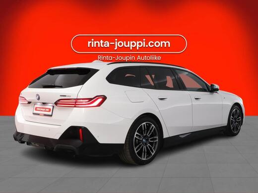BMW i5 vaihtoauto