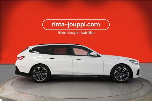 BMW i5 vaihtoauto
