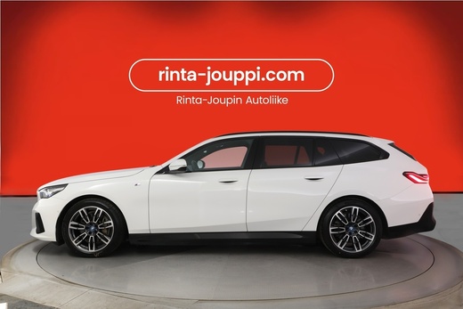 BMW i5 vaihtoauto