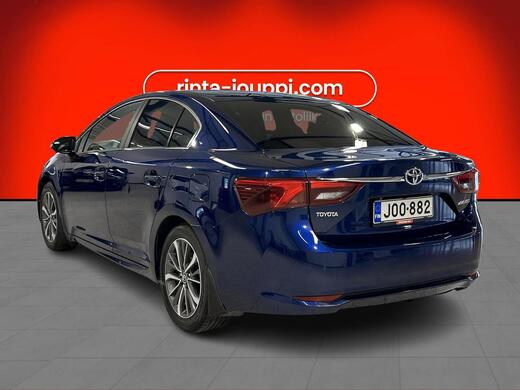 Toyota Avensis vaihtoauto