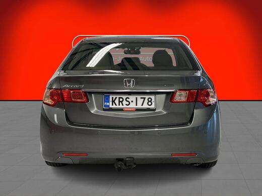 Honda Accord vaihtoauto