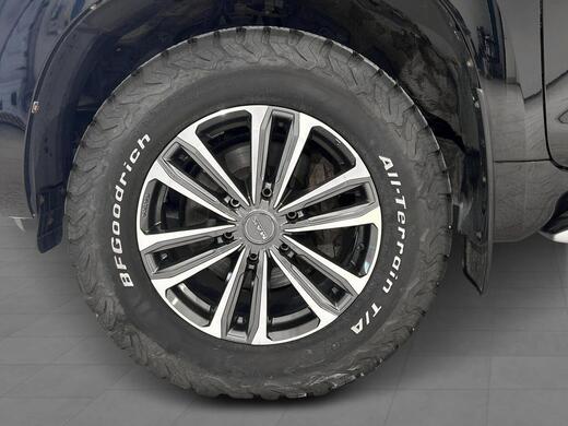 Toyota Land Cruiser vaihtoauto