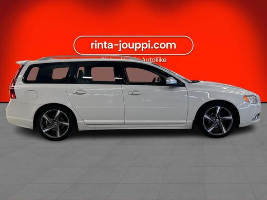 Volvo V70 vaihtoauto