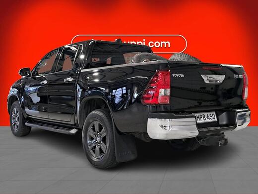 Toyota Hilux vaihtoauto
