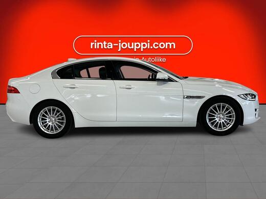 Jaguar XE vaihtoauto