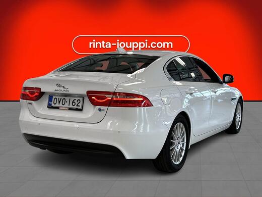 Jaguar XE vaihtoauto