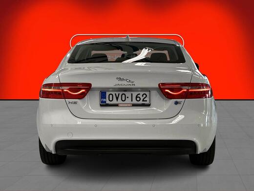 Jaguar XE vaihtoauto