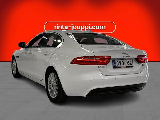 Jaguar XE vaihtoauto