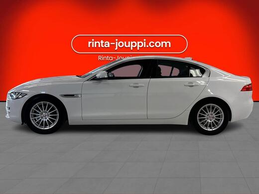 Jaguar XE vaihtoauto