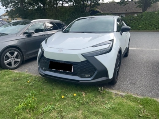 Toyota C-HR vaihtoauto