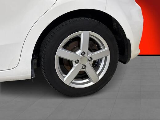 Kia Rio vaihtoauto
