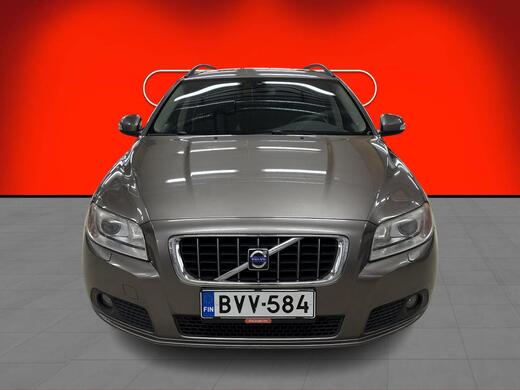 Volvo V70 vaihtoauto