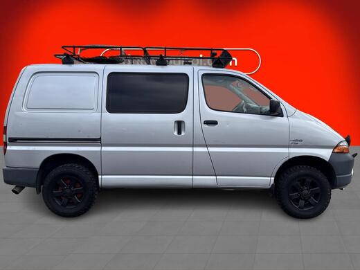 Toyota Hiace vaihtoauto