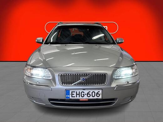 Volvo V70 vaihtoauto