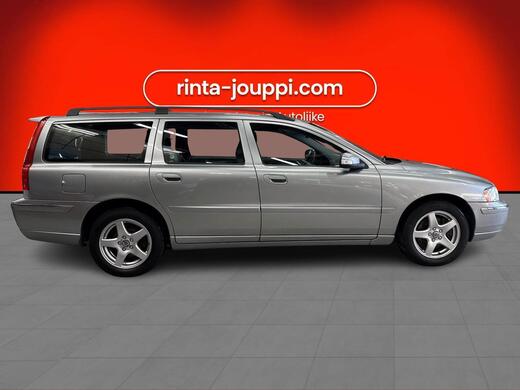 Volvo V70 vaihtoauto