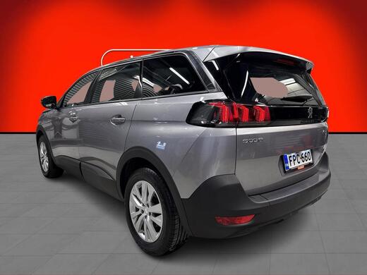 Peugeot 5008 vaihtoauto