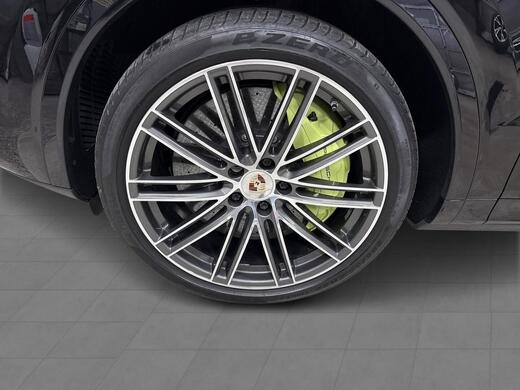 Porsche Cayenne vaihtoauto