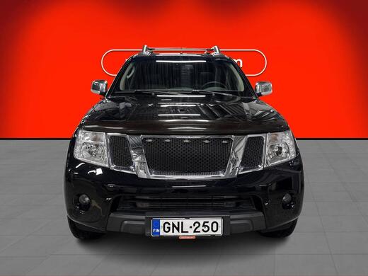 Nissan Navara vaihtoauto