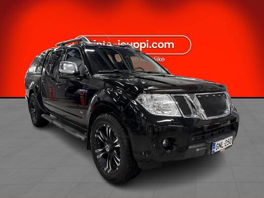 Nissan Navara vaihtoauto