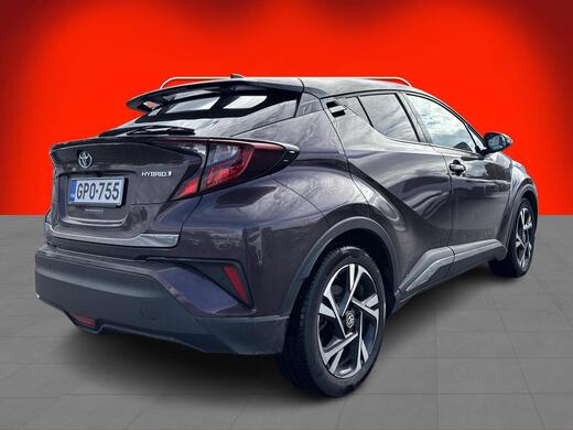 Toyota C-HR vaihtoauto
