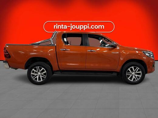 Toyota Hilux vaihtoauto
